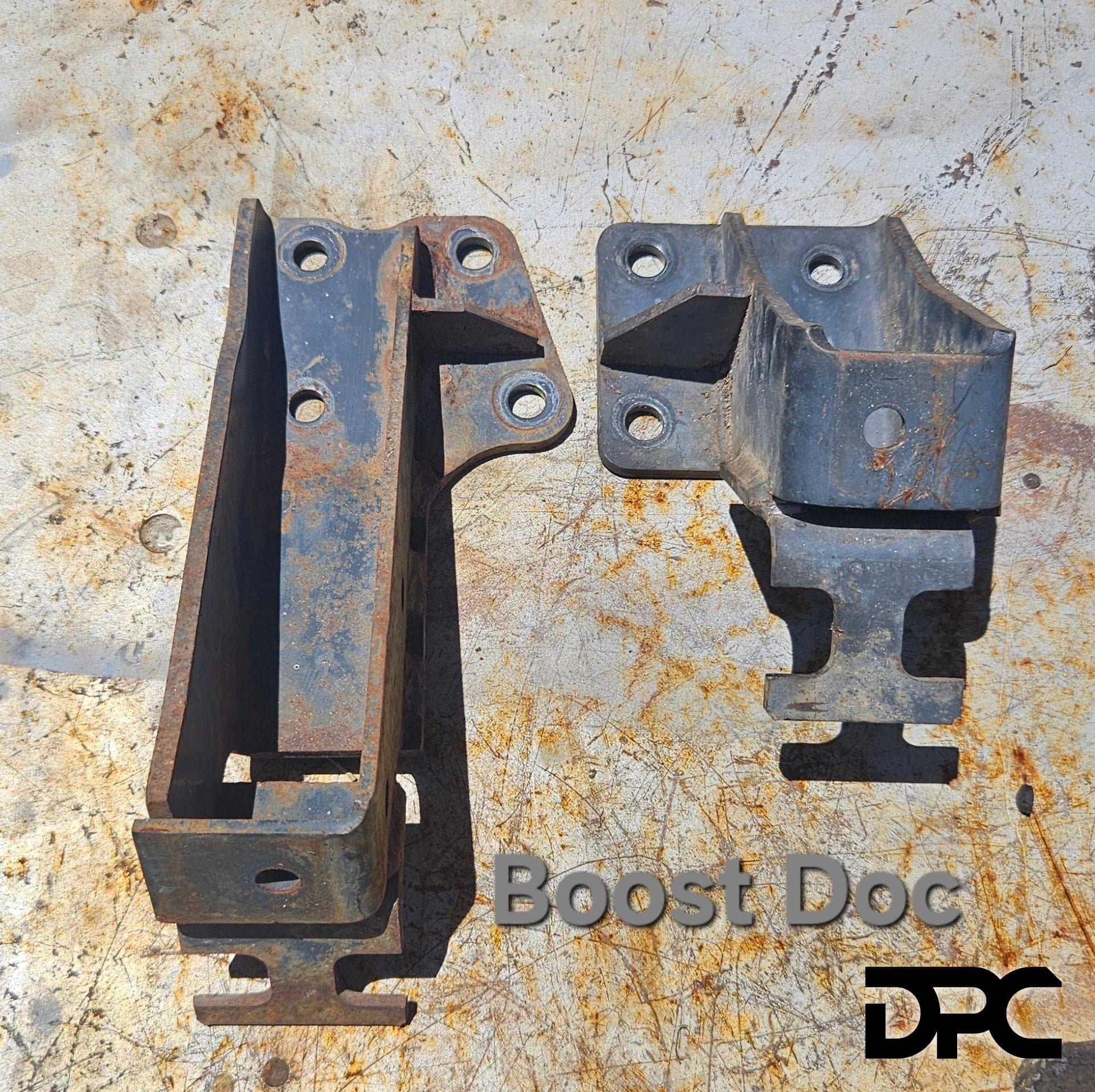 RB30 VL engine mount brackets. photo 1 of 1